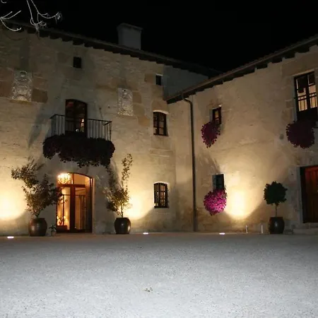Palacio De * Luko