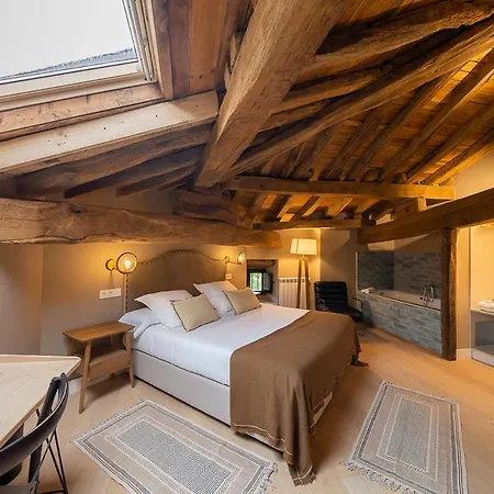 Szálloda Palacio De *